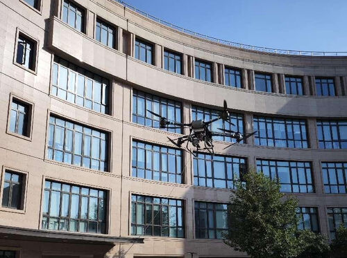 ～に関する最新の会社ニュース MYUAV FC30S 照明 呼叫 フォークライト 統合型都市管理用の統合型マウントアプリケーション