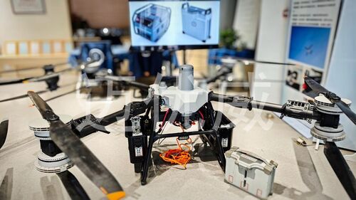 ～に関する最新の会社ニュース フライカート30から フライカート100まで MYUAVの牽引は 新世代の長耐性電源供給システムをどのように定義しますか?