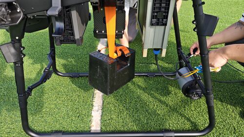 ～に関する最新の会社ニュース 完全な旅: MYUAV FC30 UAV は 24 時間 キー ポイント で 継続 的 に 耐える 状態 で 維持 さ れ まし た